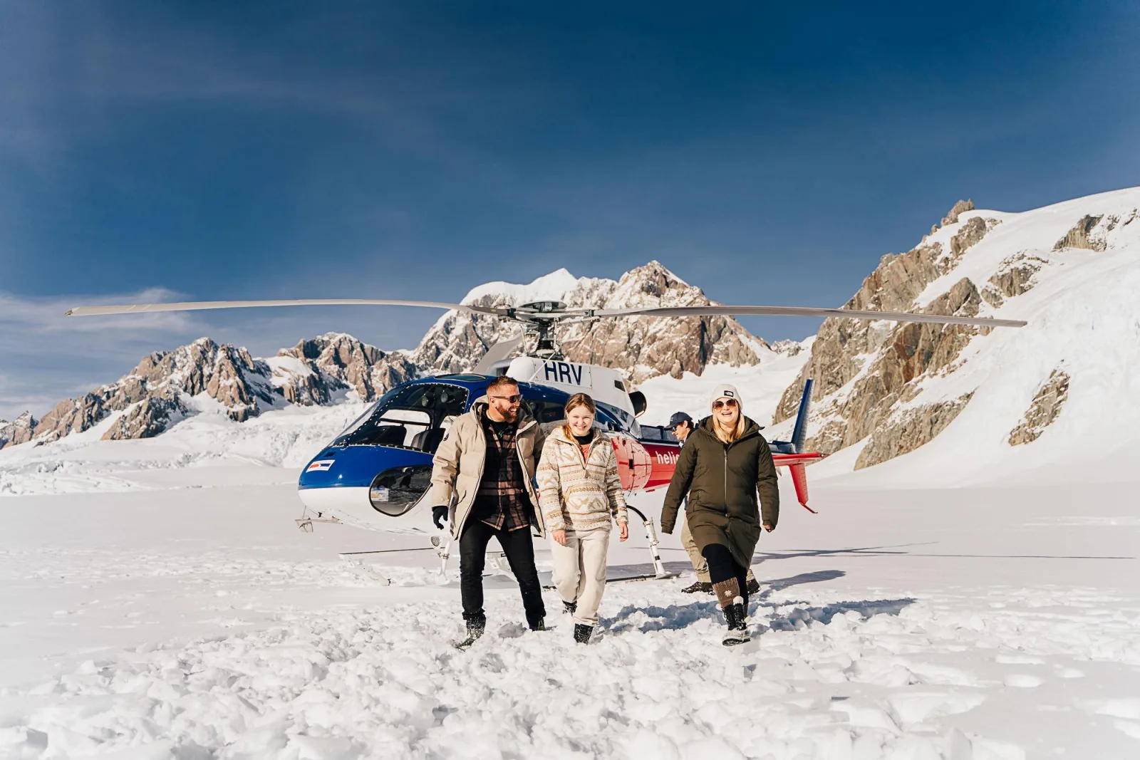 Mount Cook: Aoraki & The Glaciers 55-Minute Flight